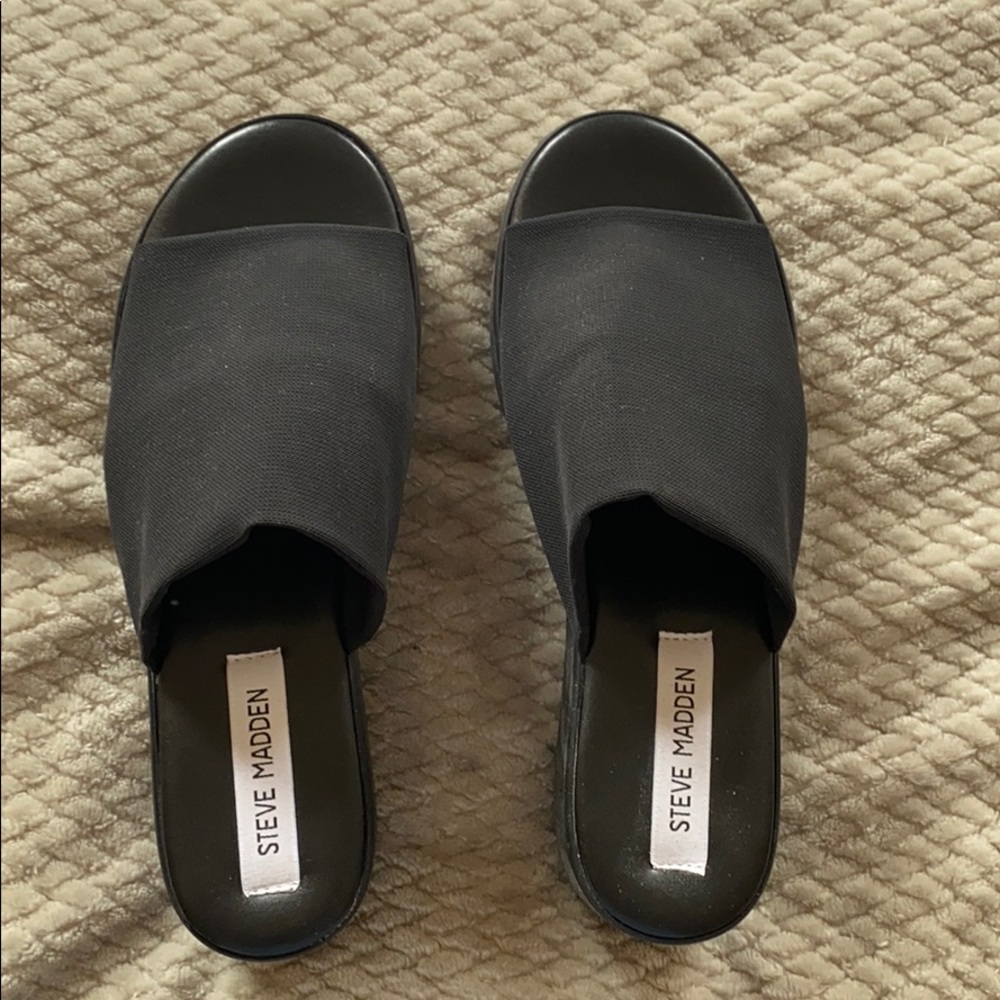 STEVE MADDEN slip on heels!